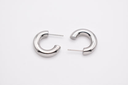 Tarnish-free hypoallergenic silver hoops for everyday wear